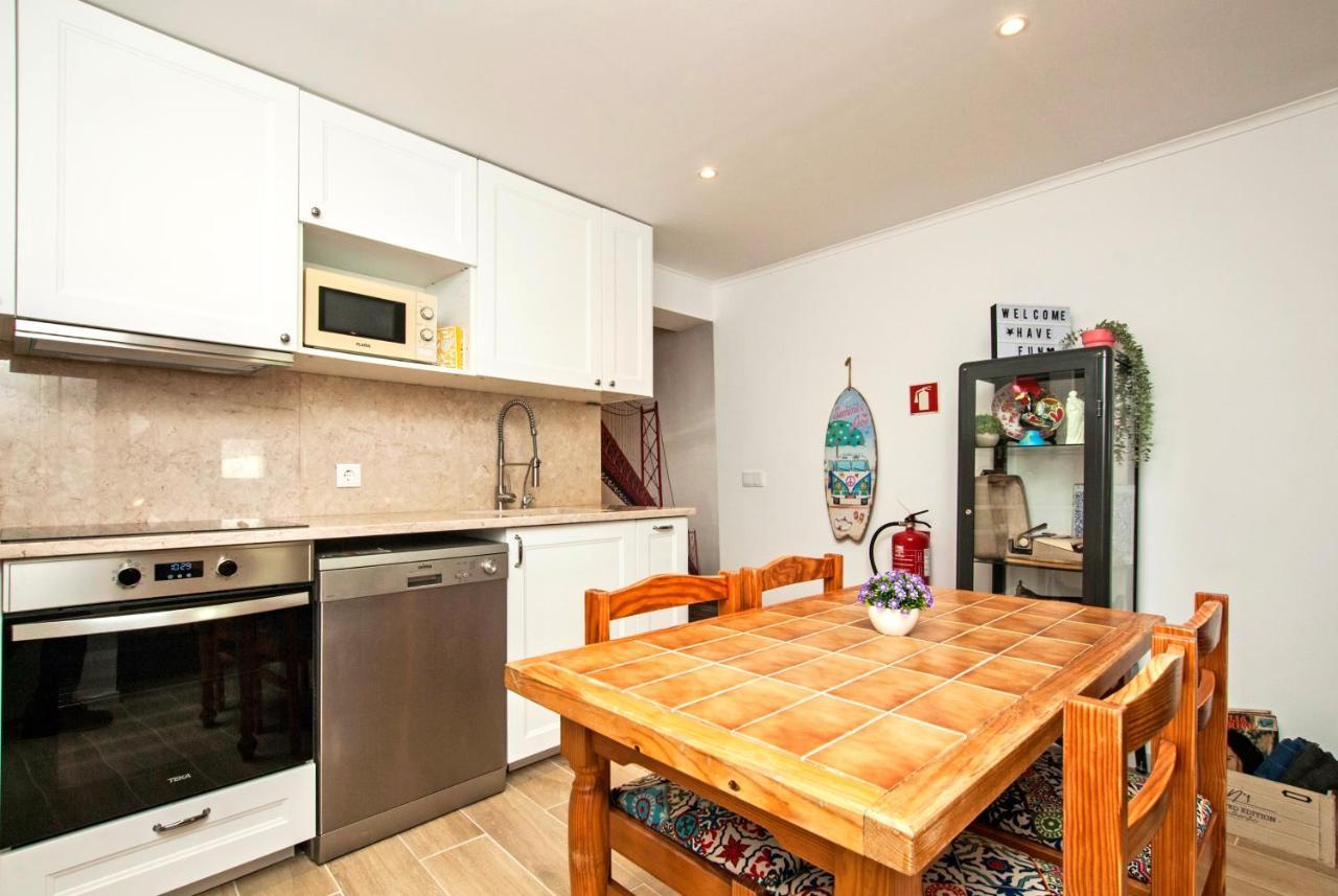 Apartamento Ponte 25 Abril Lissabon Exterior foto